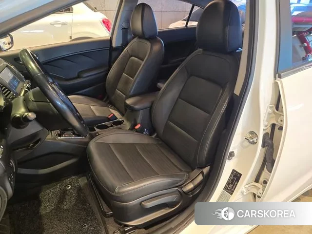 Kia The New K3 id 3682652 из Кореи 20