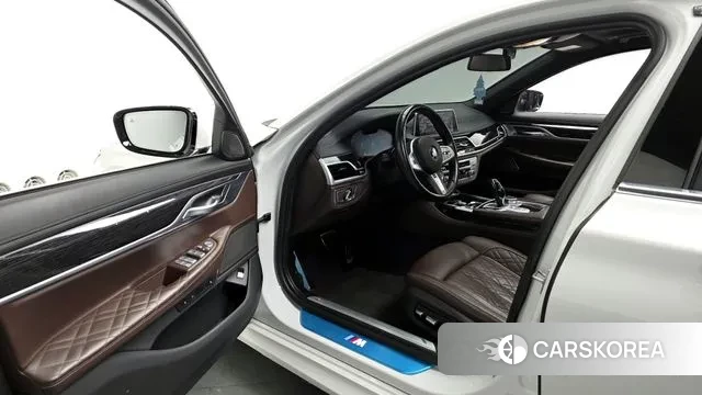 BMW 7 Series (G11) id 3707754 из Кореи 20