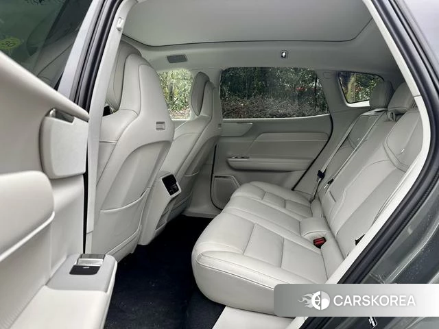 Volvo XC70 id 4205643 из Китая 15