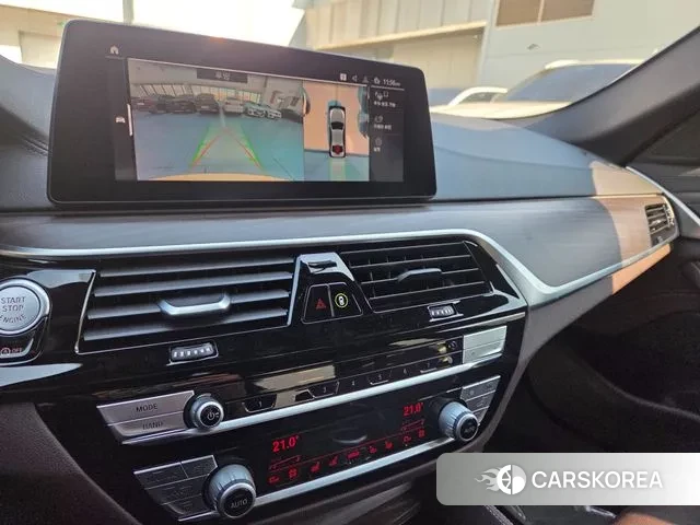 BMW 5 Series (G30) id 3380127 из Кореи 11