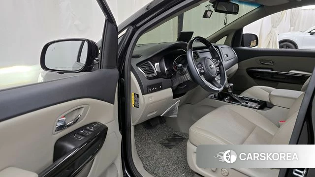 Kia The New Carnival id 3905677 из Кореи 19