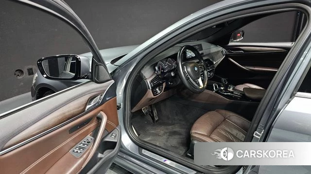 BMW 5 Series (G30) id 4626483 из Кореи 34