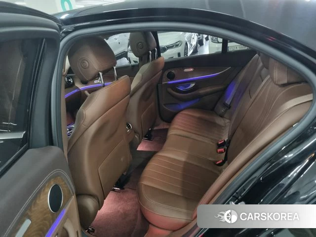 Mercedes-Benz E-Class W213 id 3905842 из Кореи 19