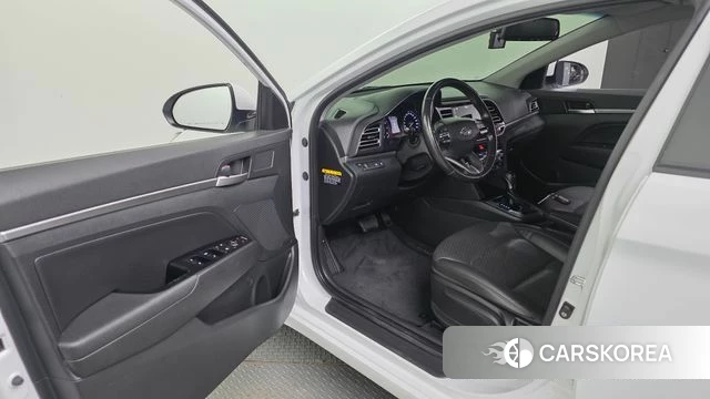 Hyundai The New Avante AD id 4574190 из Кореи 30