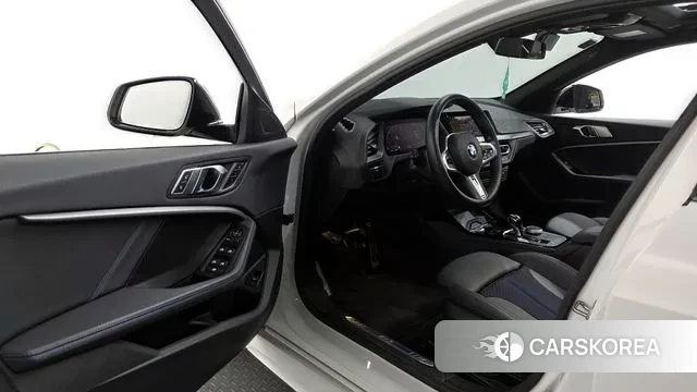 BMW 1 Series (F40) id 3533983 из Кореи 20