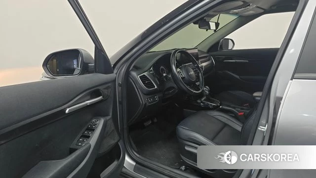 Kia Seltos id 4656907 из Кореи 30