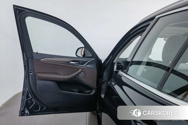 BMW X3 id 4313899 из Китая 24