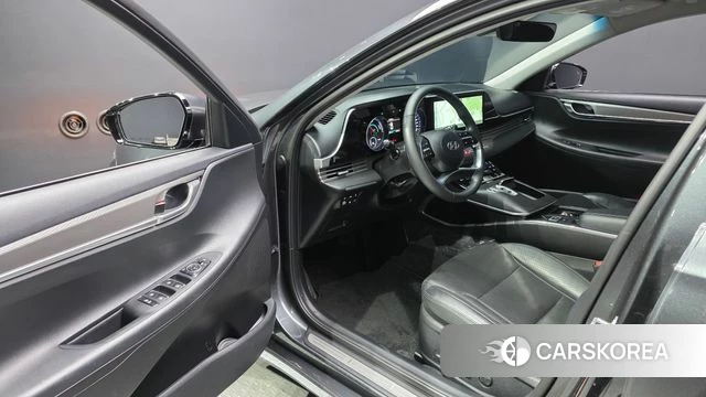 Hyundai The New Grandeur IG Hybrid id 4501482 из Кореи 32
