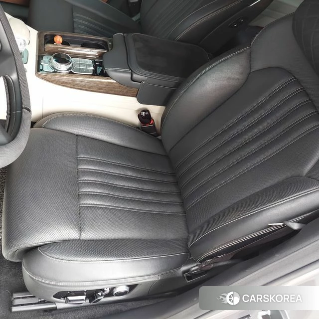 Genesis G90 id 4697804 из Кореи 20