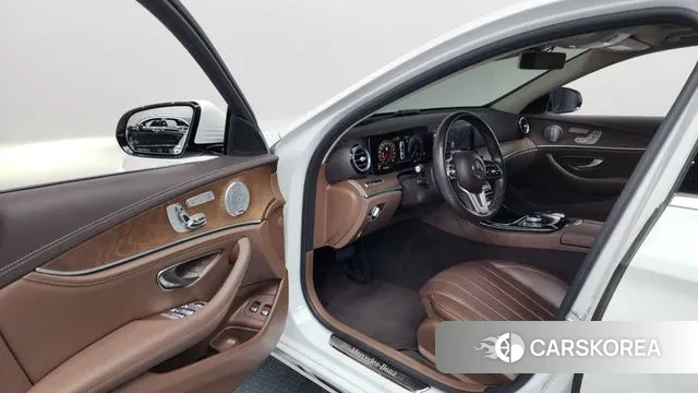 Mercedes-Benz E-Class W213 id 3407406 из Кореи 20