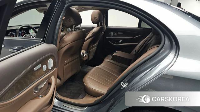 Mercedes-Benz E-Class W213 id 4477340 из Кореи 34