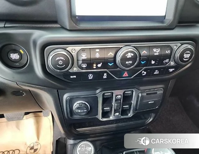 Jeep Wrangler (JL) id 4494370 из Кореи 18