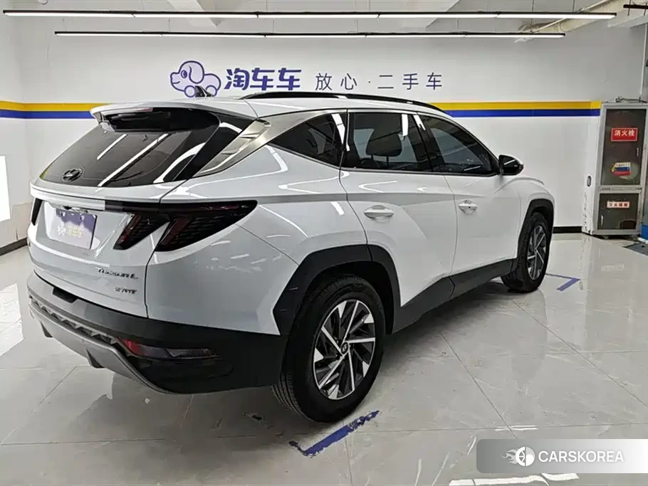 Hyundai Tucson id 4599555 из Китая 16