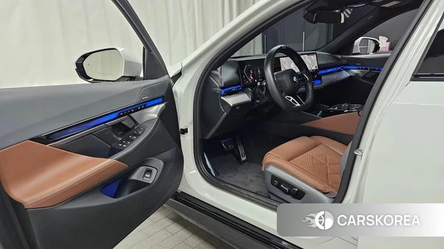 BMW 5 Series (G60) id 4194287 из Кореи 20