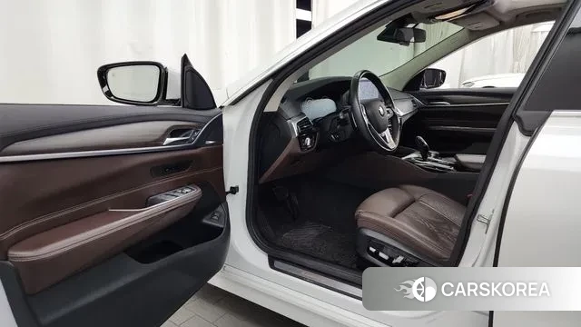 BMW 6 Series GT (G32) id 3055341 из Кореи 20