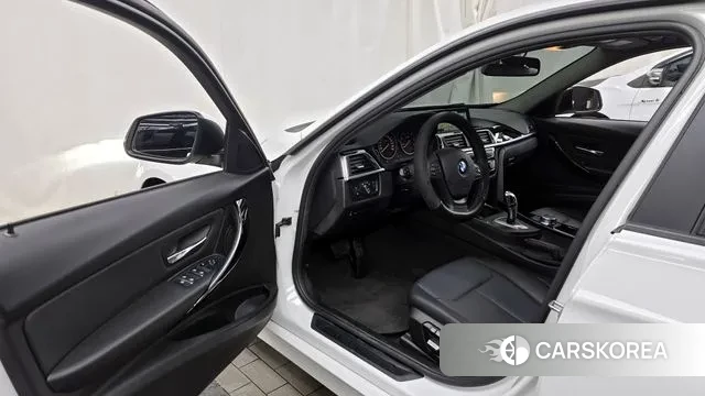 BMW 3 Series (F30) id 3449832 из Кореи 20