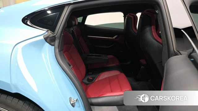 Porsche Taycan id 4489227 из Кореи 35