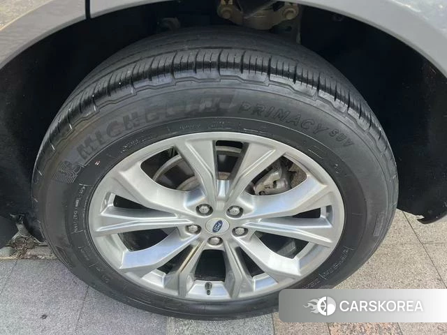Ford Explorer id 3888948 из Китая 18