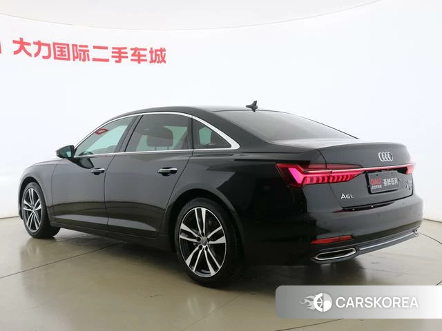 Audi A6L id 4334920 из Китая 16