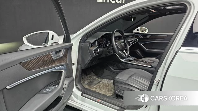 Audi A6 (C8) id 4268740 из Кореи 32