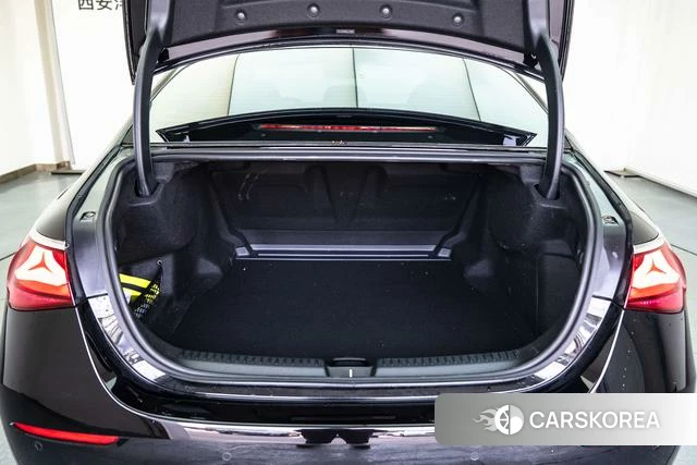 Mercedes-Benz E-class id 4263500 из Китая 26