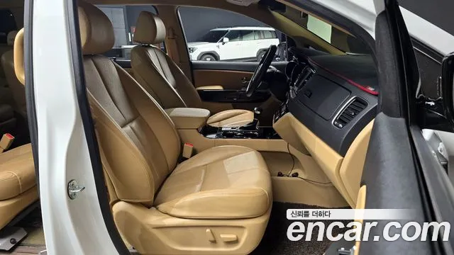 Kia The New Carnival id 2818030 из Кореи 20