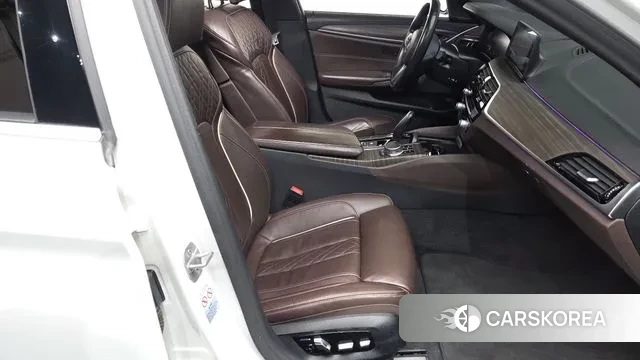 BMW 5 Series (G30) id 3479522 из Кореи 20