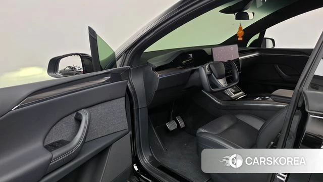 Tesla Model X id 4783717 из Кореи 36