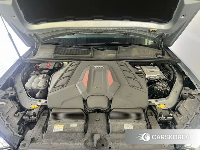 Audi SQ7 id 4271791 из Китая 19