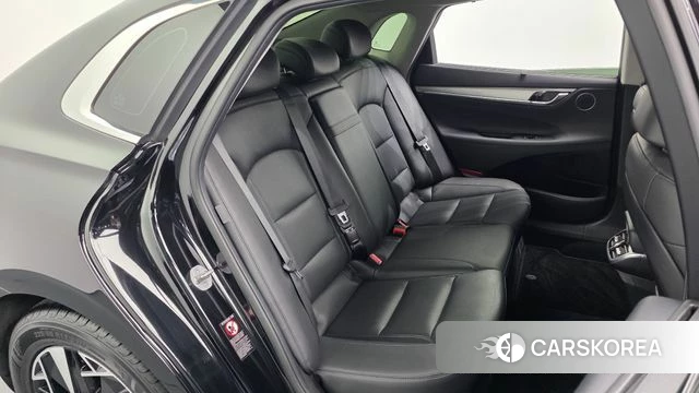 Hyundai The New Grandeur IG Hybrid id 4303120 из Кореи 34