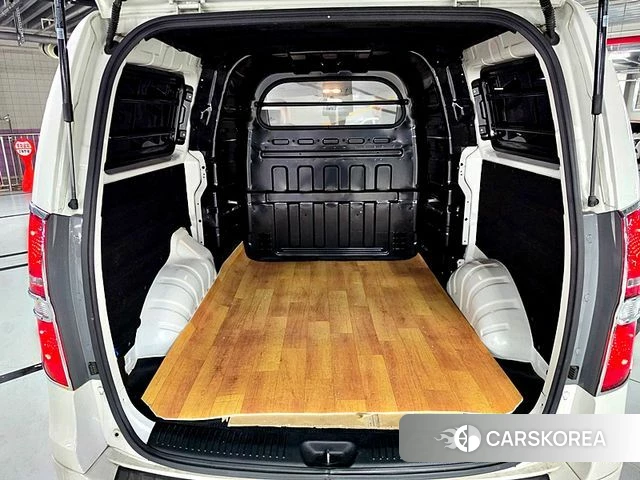 Hyundai The New Grand Starex id 4562403 из Кореи 18