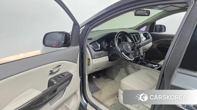 Kia All New Carnival id 4937852 из Кореи 20