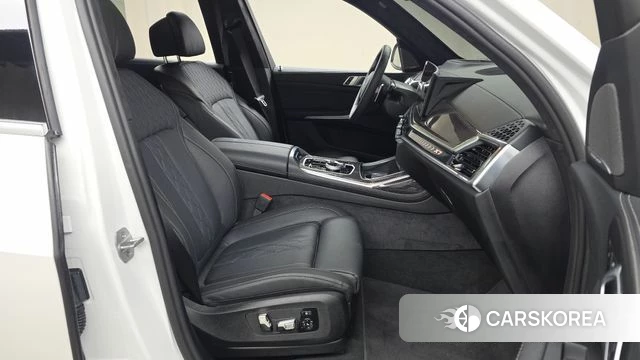 BMW X7 (G07) id 4589663 из Кореи 35