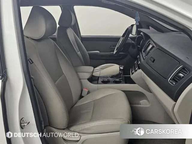 Kia The New Carnival id 3703532 из Кореи 20