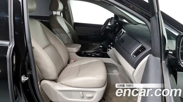 Kia The New Carnival id 2679953 из Кореи 20