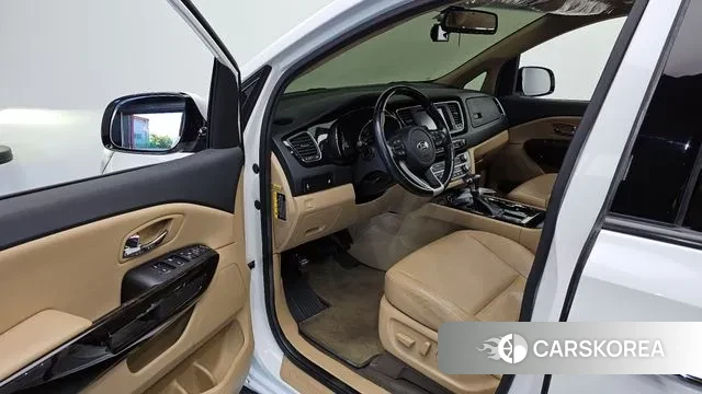 Kia The New Carnival id 3275530 из Кореи 20