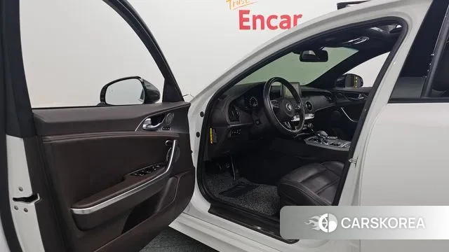 Kia Stinger id 3009352 из Кореи 20