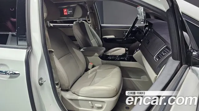 Kia The New Carnival id 2928099 из Кореи 20