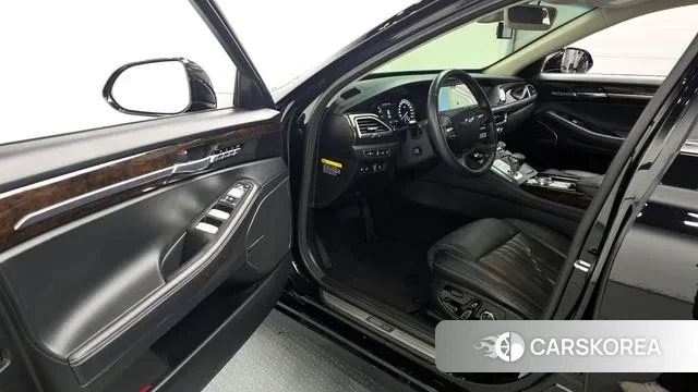 Genesis G90 id 3556375 из Кореи 20