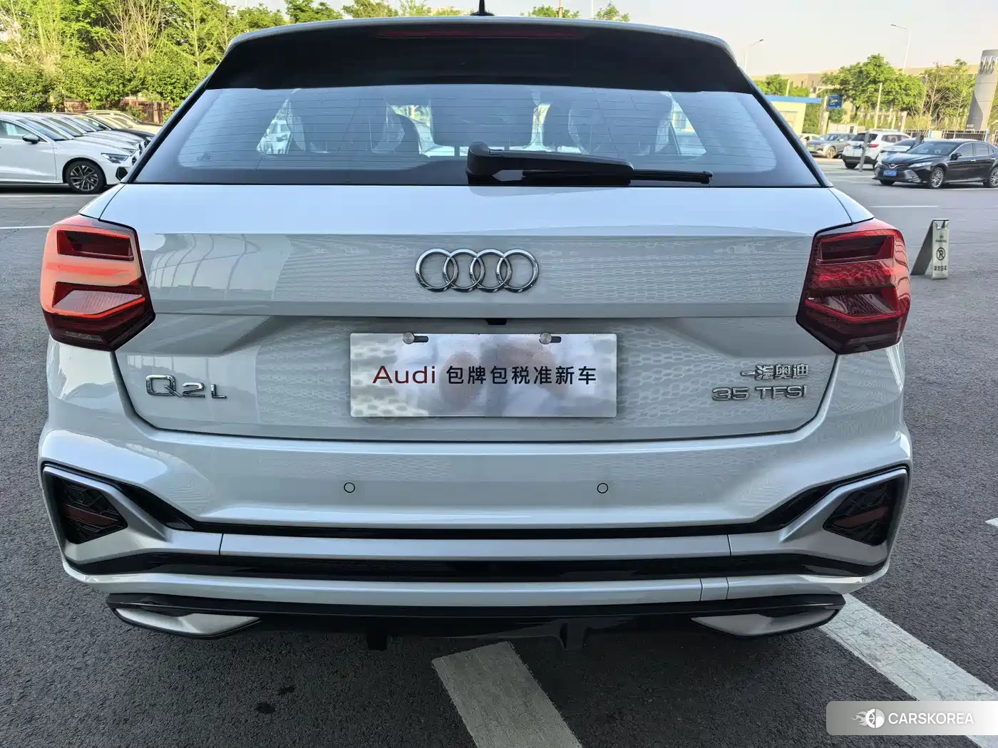 Audi Q2L id 4622309 из Китая 14
