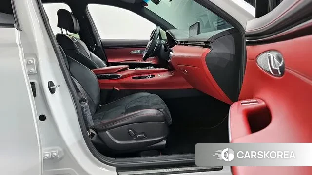 Genesis GV70 id 3600880 из Кореи 20