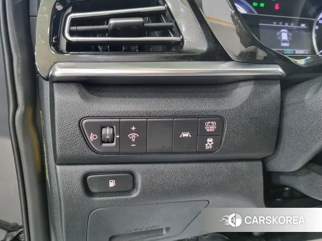 Kia The New Niro id 3028905 из Кореи 16