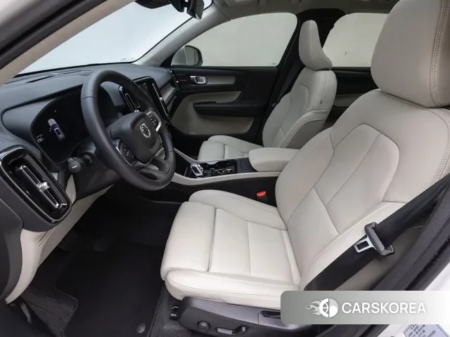 Volvo XC40 id 3419965 из Кореи 17