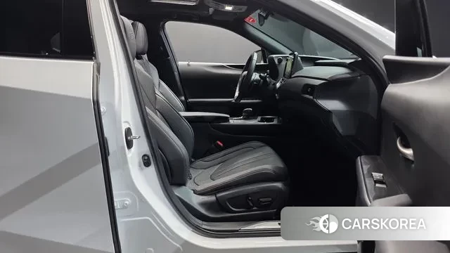 Lexus UX300h id 3585614 из Кореи 20