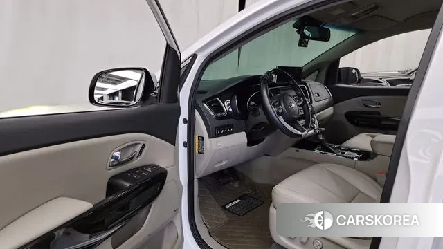 Kia The New Carnival id 3788854 из Кореи 20