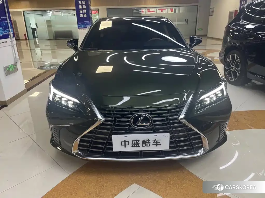 Lexus ES id 4679535 из Китая 12