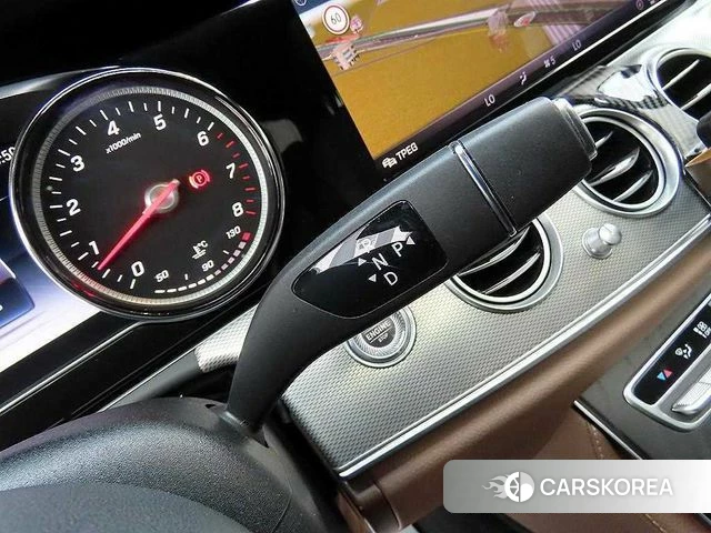 Mercedes-Benz E-Class W213 id 4262786 из Кореи 19