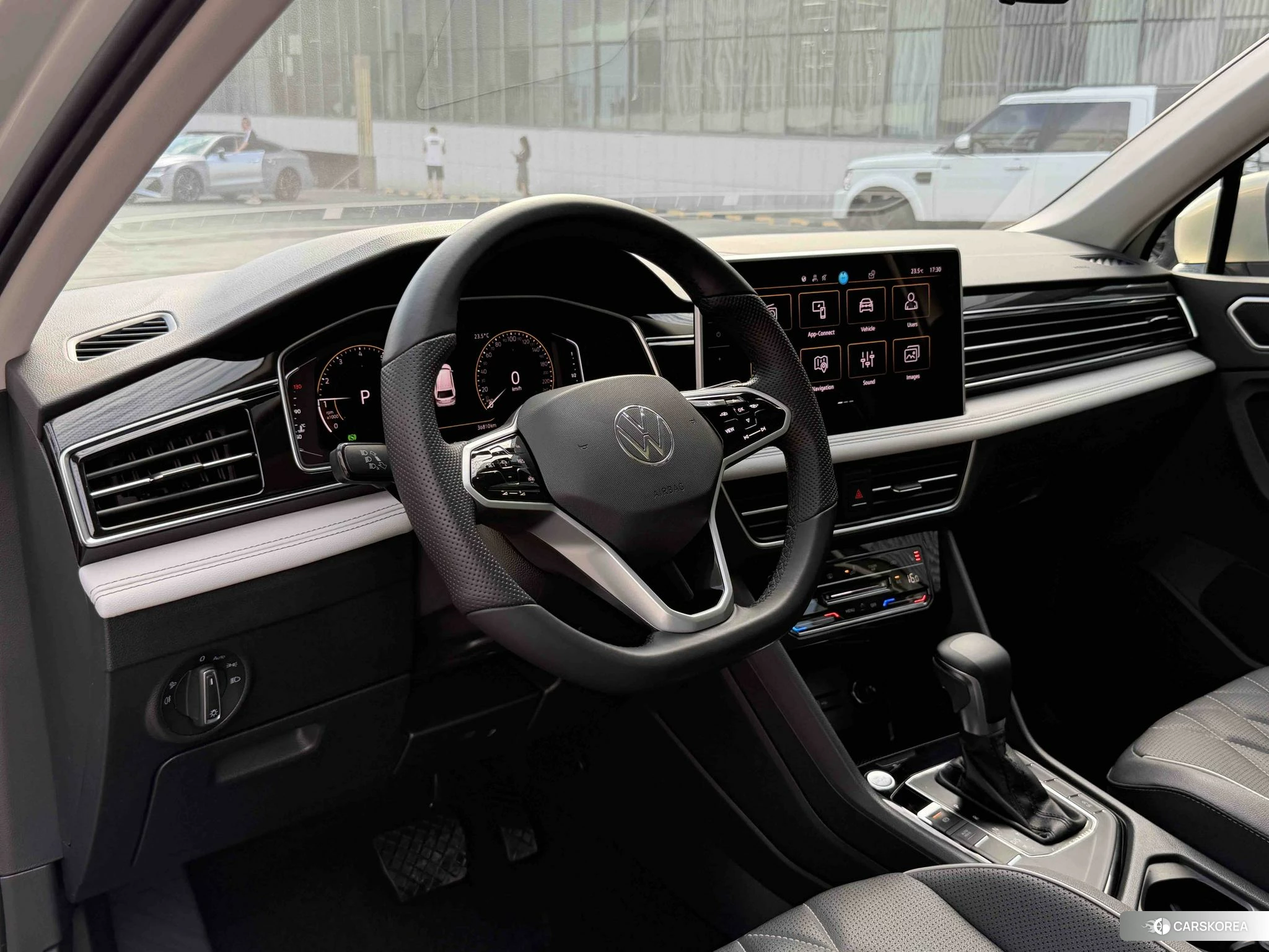 Volkswagen Tiguan L id 4461847 из Китая 19