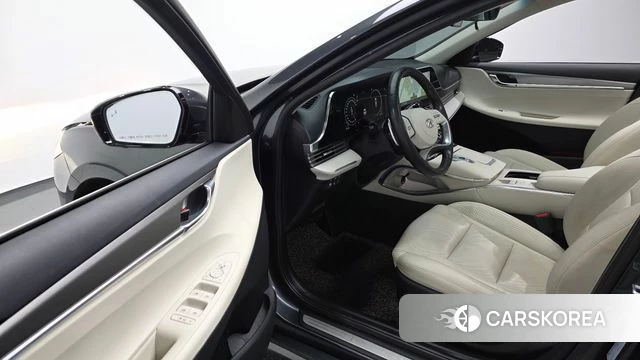 Hyundai The New Grandeur IG Hybrid id 4186841 из Кореи 35