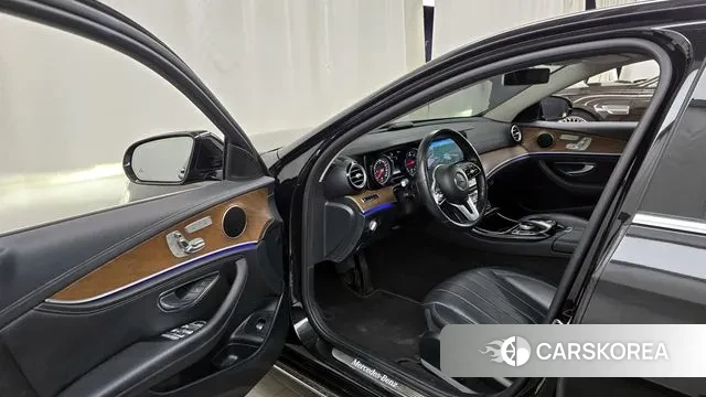 Mercedes-Benz E-Class W213 id 3666549 из Кореи 20